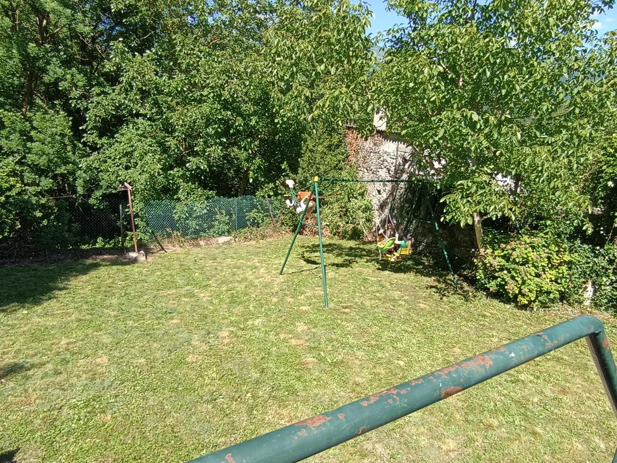 Maison Calme Et Lumineuse Cierp Esterno foto